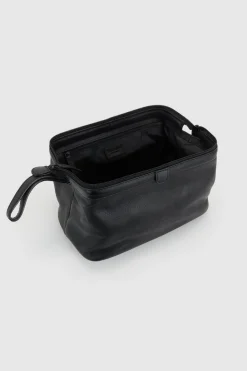 Flynn Leather Washbag